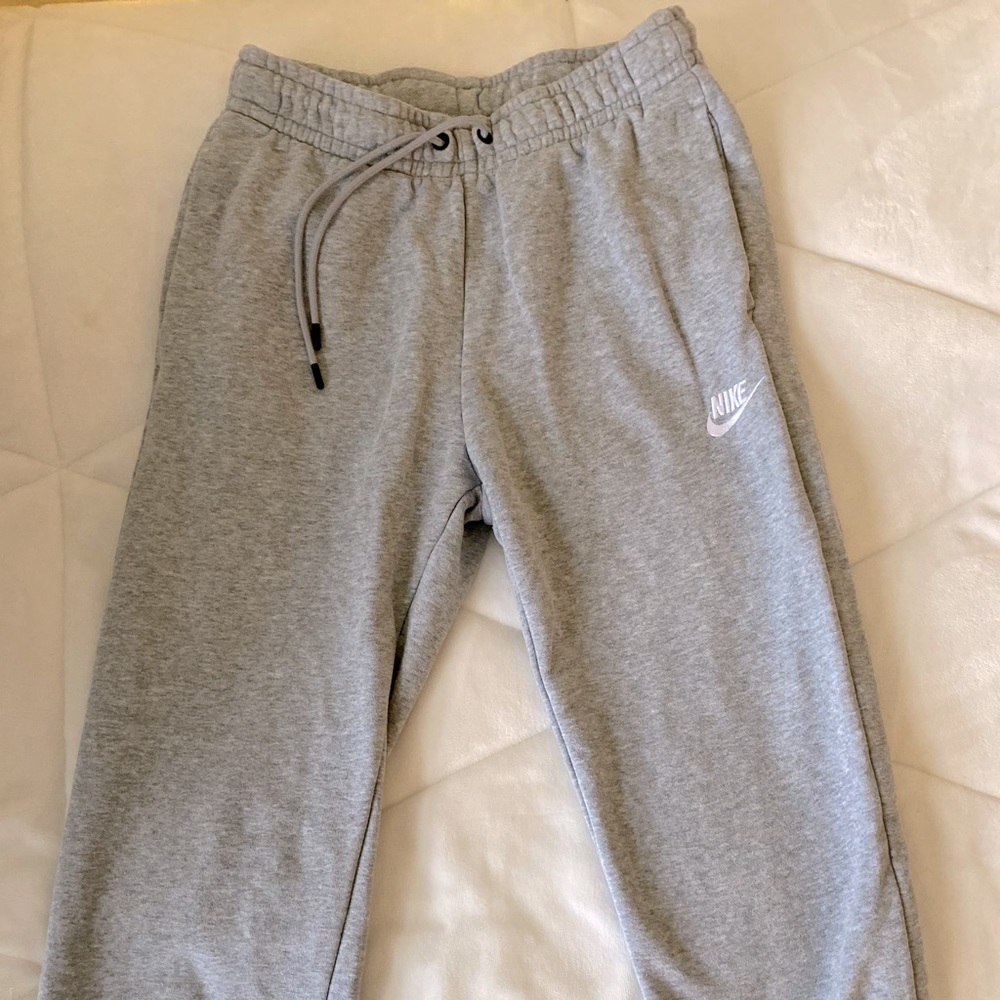 Light grey Nike sweat pants